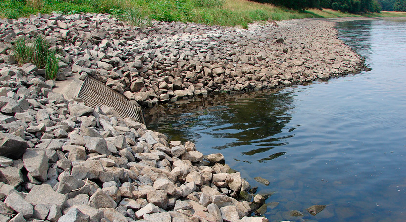 Nanopartículas ‘reutilizables’ elaboradas con alpechín podrían descontaminar aguas residuales