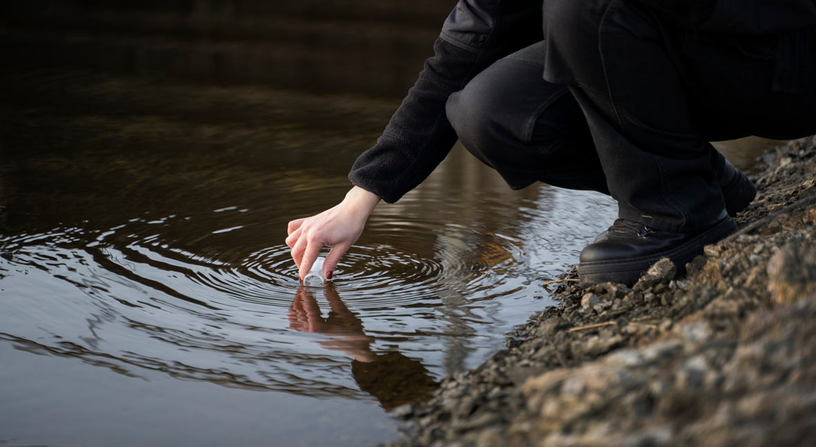 La UB desarrolla una tecnología pionera para acabar con la contaminación de las aguas subterráneas
