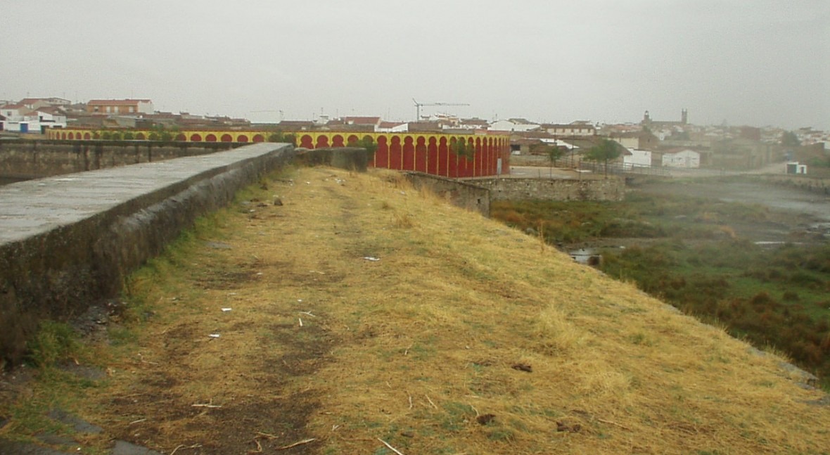 Presa Charca Arroyo De La Luz