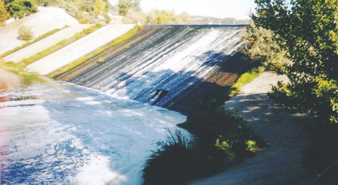 Presa Molino De La Hoz
