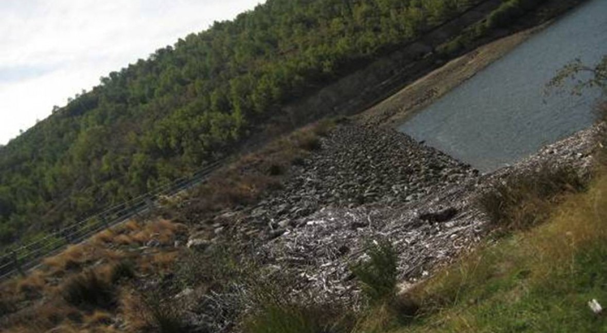 Presa Santa Lucia De La Sierra
