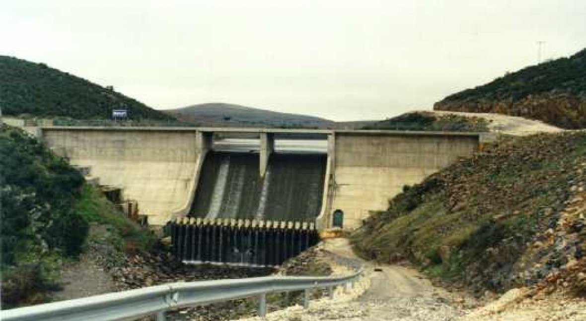 Presa Rivera Del Castaño (Serradilla)