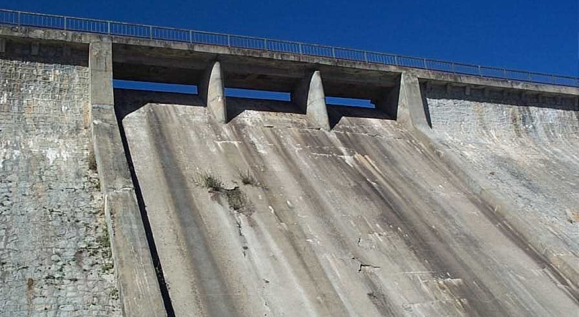 Presa Valtravies (Arroyo)