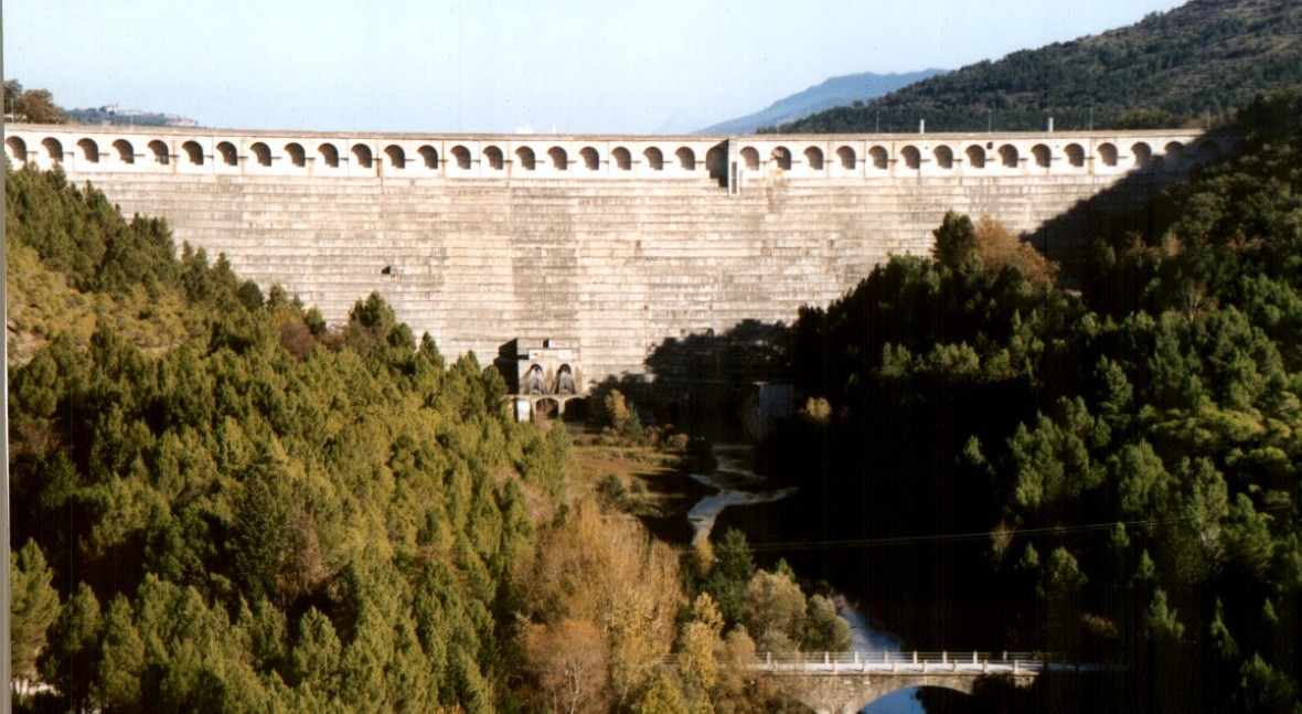 Presa Yesa