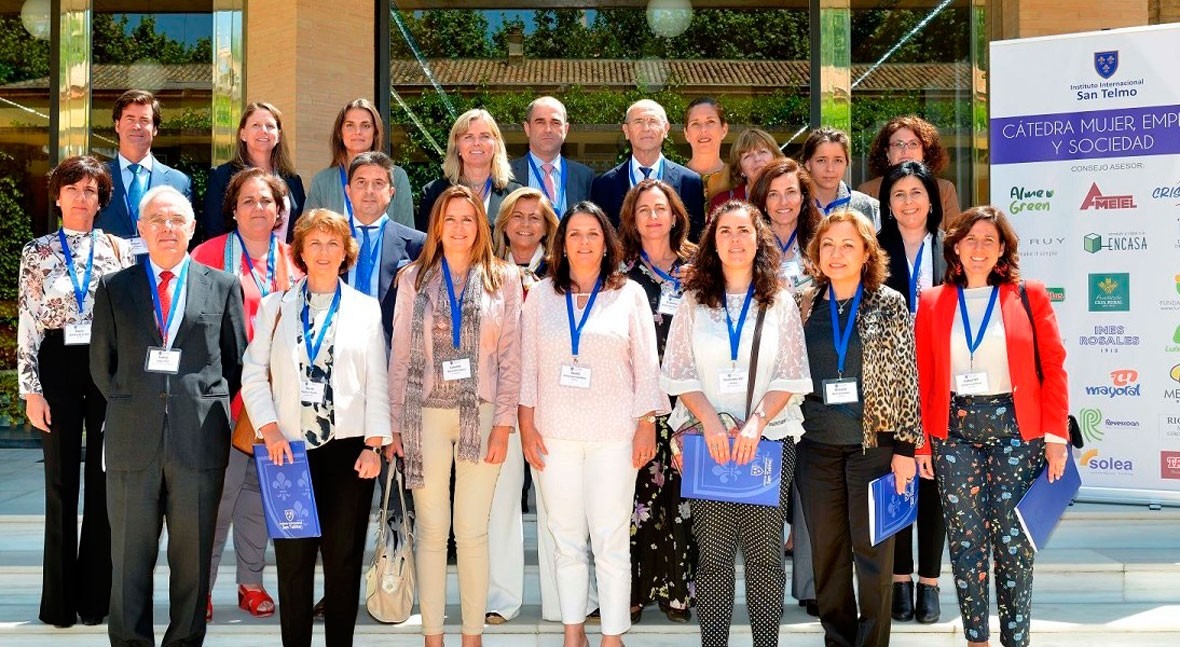 AGQ Labs participa Cátedra Mujer, Empresa y Sociedad