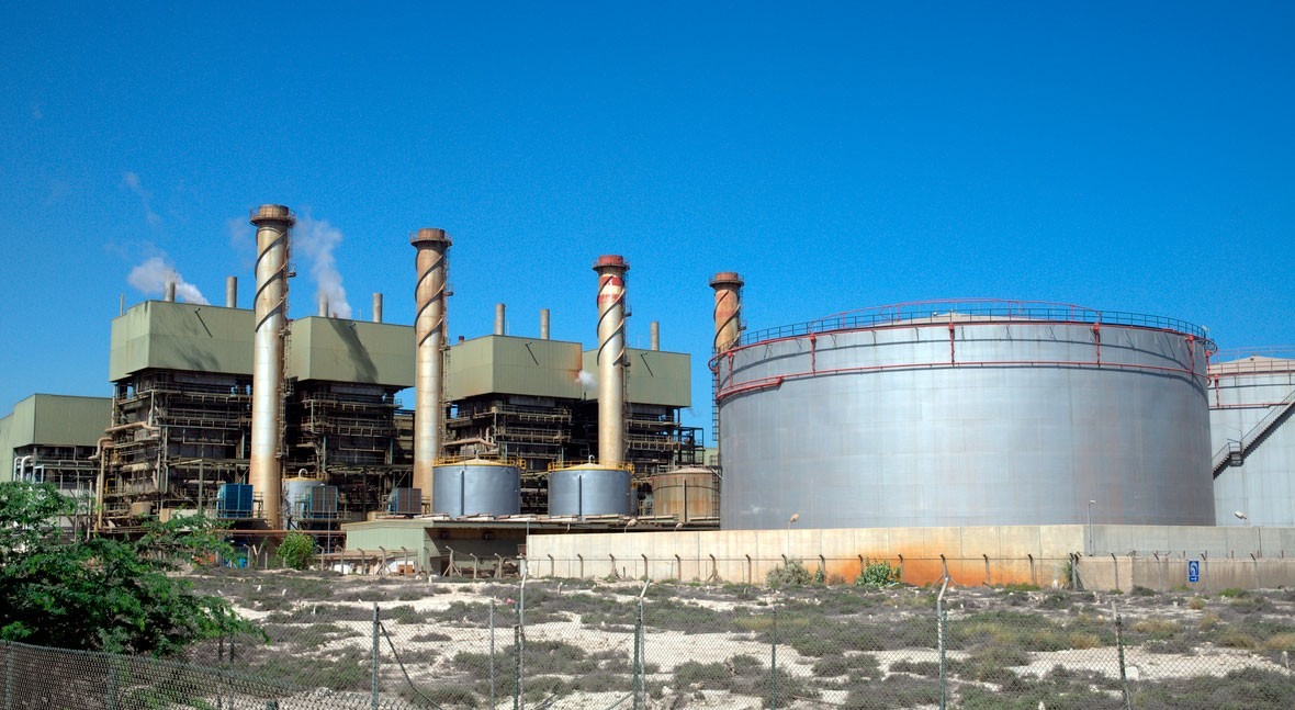 precio es determinante construcción plantas desalinizadoras y tratamiento EAU