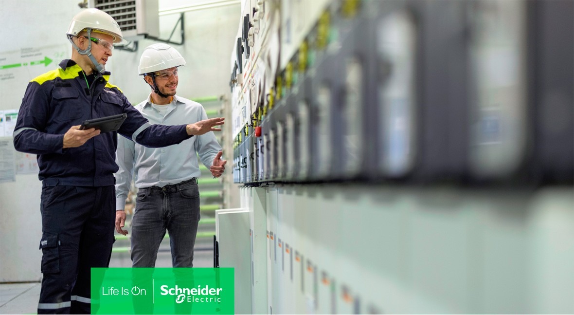 Schneider Electric mejora la resiliencia empresarial de sus clientes con  EcoStruxure™ Service Plan