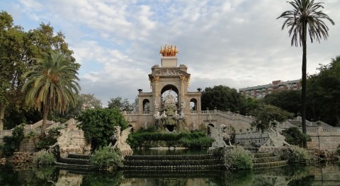 Barcelona deja usar glifosato