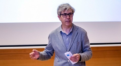 Abel Solera: " Cátedra facilita investigación temas gran utilidad agua urbana"