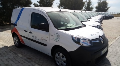 ACCIONA incorpora 12 vehículos cero emisiones gestión saneamiento Algarve