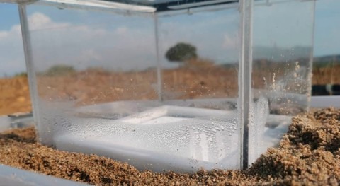 UNAL crea caja cristal que produce agua dulce partir deshumidificación aire
