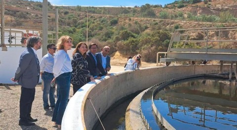 Carmen Crespo visita EDAR Balerma, que proporcionará aguas regeneradas regantes