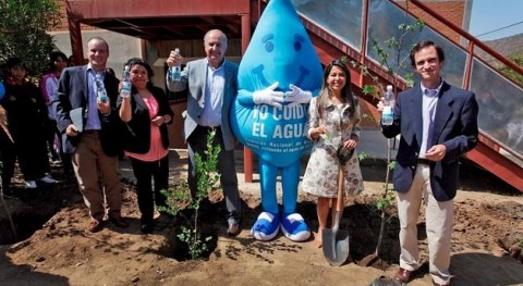 Chile implementa nuevo sistema riego colegio Curacaví que ahorarrá más 90% agua