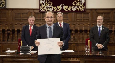 profesor Eloy García Calvo, premiado UAH excelencia investigadora aguas