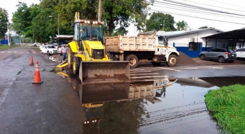 equipo drenajes trabaja David, Panamá, evitar inundaciones