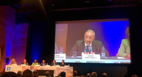 Teodoro Estrela destaca papel planificación hidrológica abordar gestión agua
