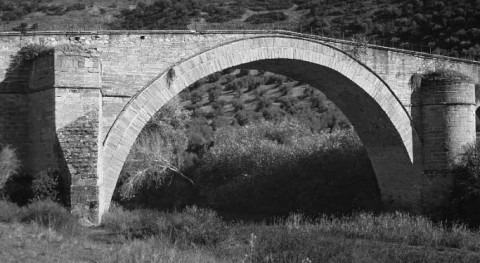 asociación 'Úbeda Cultura' pide medidas conservación Puente Ariza