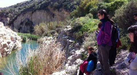 Andalucía organiza actividades voluntariado ambiental río Aguas