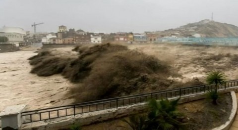 Rambla de Nogalte durante la riada de San Wenceslao.