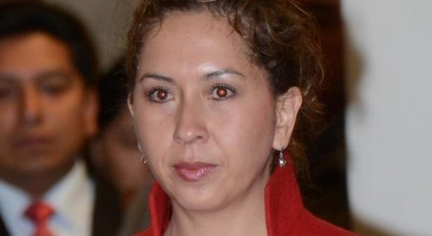 Dimite Alexandra Moreira, Ministra Medio Ambiente Bolivia, crisis agua Paz