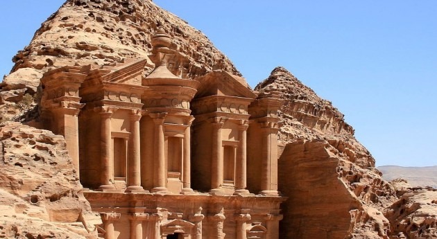 Petra, ingeniería hidráulica esculpida roca