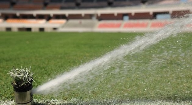 Pan y circo, agua y fútbol