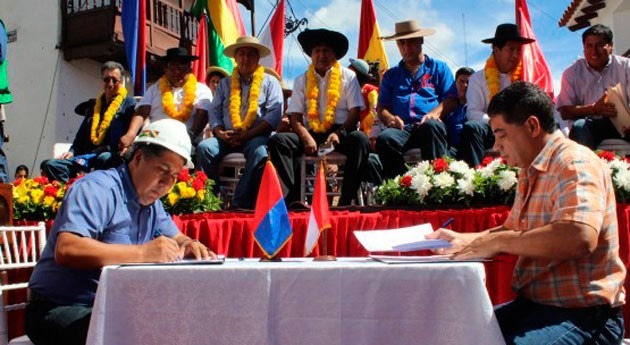 Bolivia inicia obras agua potable y alcantarillado San Lorenzo