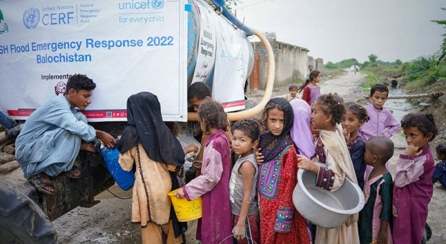 UNICEF alerta muerte más 500 niños inundaciones Pakistán