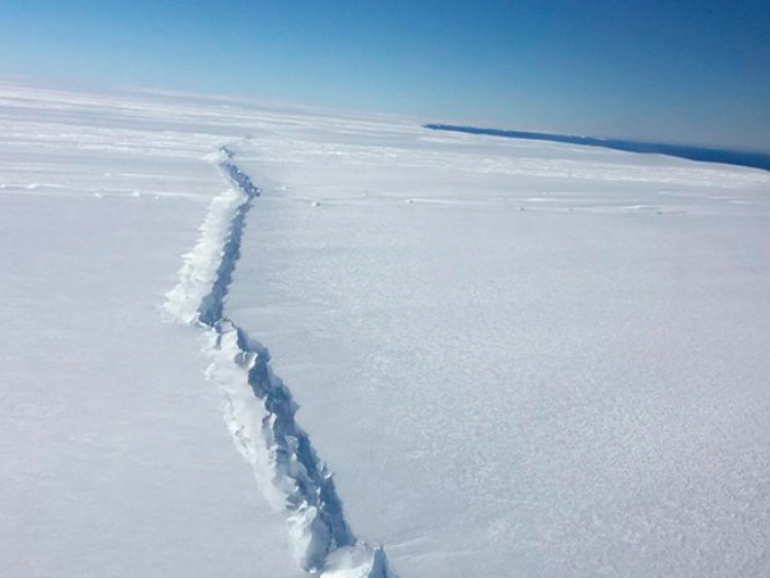 El mayor dique glaciar de la Antártida, a punto de colapsarse | iAgua