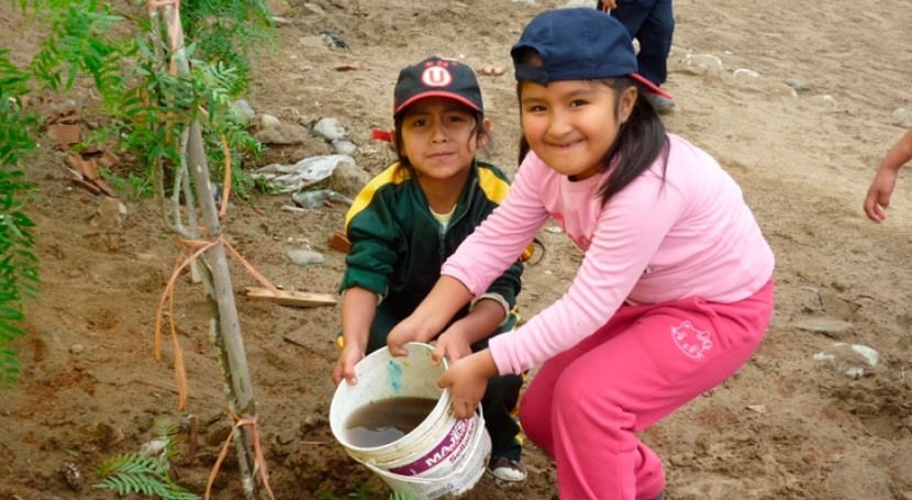 300 colegios peruanos asumen reto ahorrar agua