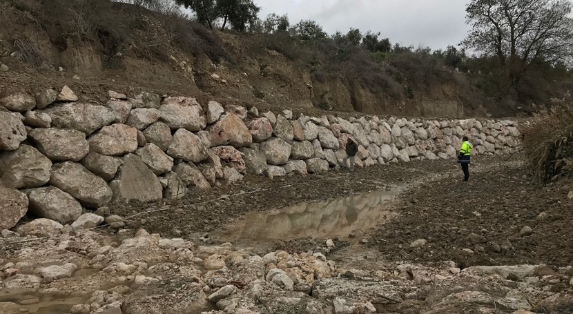 CHG finaliza restauración margen derecha Arroyo Huertas, Málaga