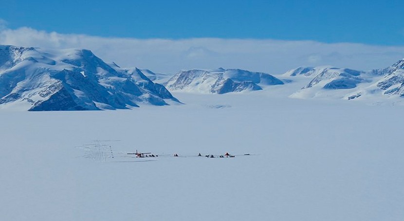 viento cálido derrite hielo Antártida también invierno