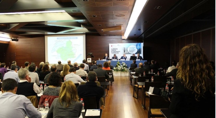 Mesa de inauguración de las Jornadas