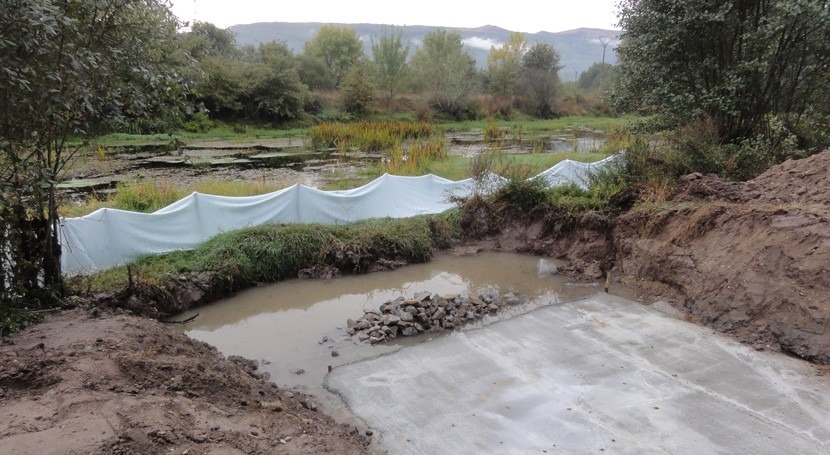 Confederación Miño-Sil mejora calidad agua río Limia utilizando métodos naturales