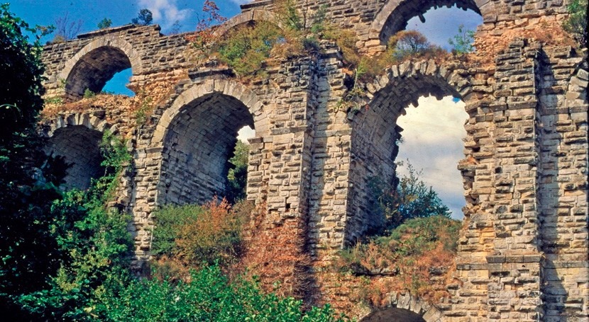 secreto que mayor acueducto antiguo funcionase 700 años
