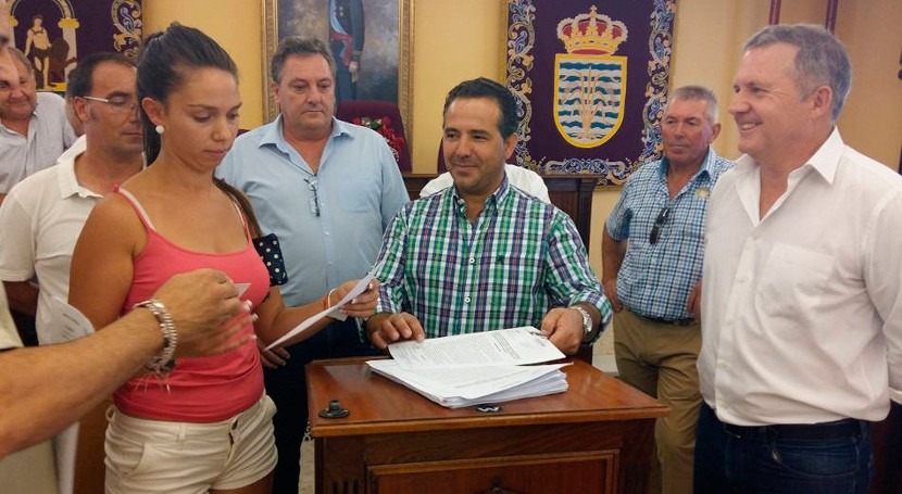 Andalucía entrega licencias captura cangrejo rojo Plan Control