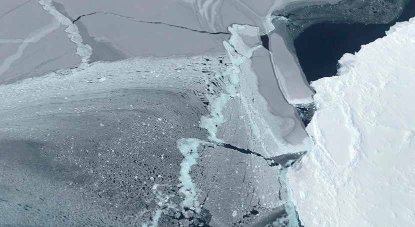 iceberg gigante A68 desprendido Antártida se interna mar abierto