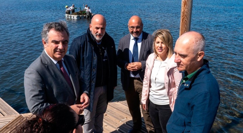 Región Murcia invierte 8 millones euros retirada biomasa Mar Menor