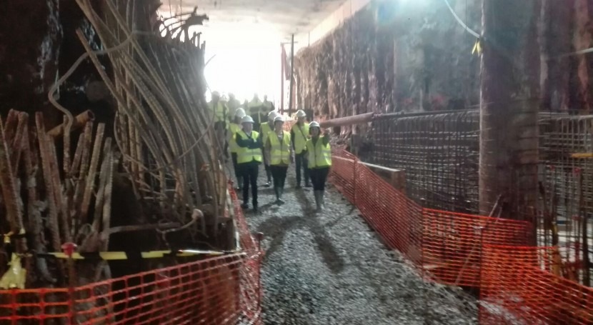 Visita obras estación bombeo aguas residuales que URA construye Sukarrieta