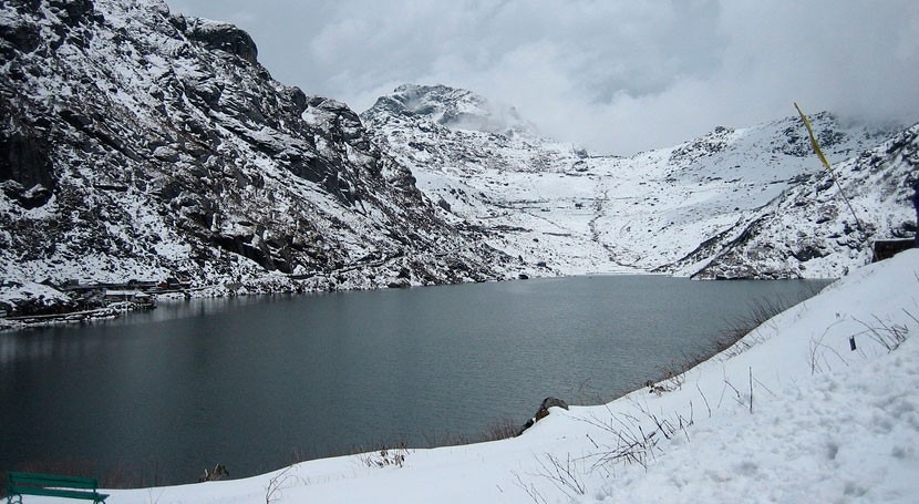 Miles lagos Himalaya amenazan riadas calentamiento