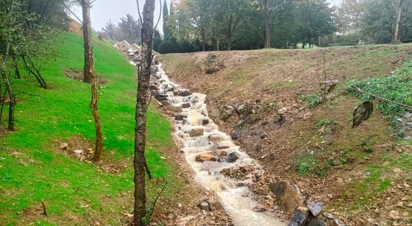 URA restaura tramo hormigonado río Errekatxulo paso Belartza, Donostia