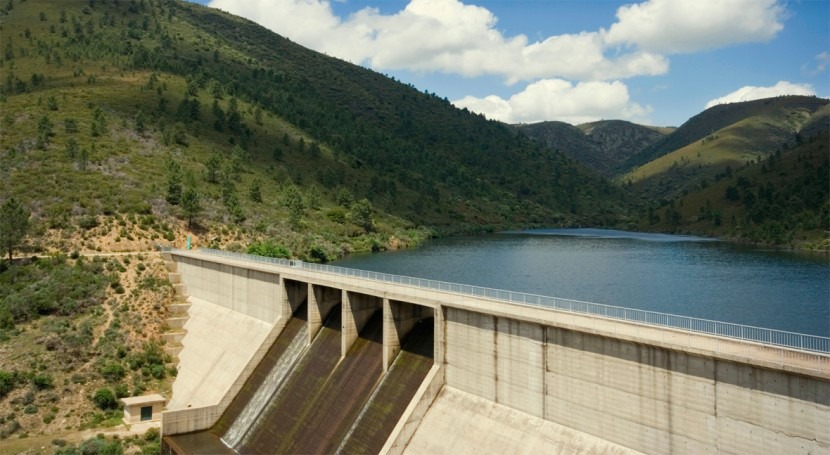 MITECO elabora guía evaluar seguridad hidrológica presas