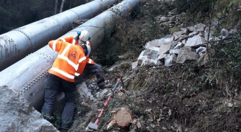 Comienza reparación central Barrosa, (Bielsa) afectada desprendimientos rocas
