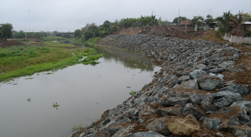 Gobierno Ecuador ejecuta obras emergencia Río Carrizal