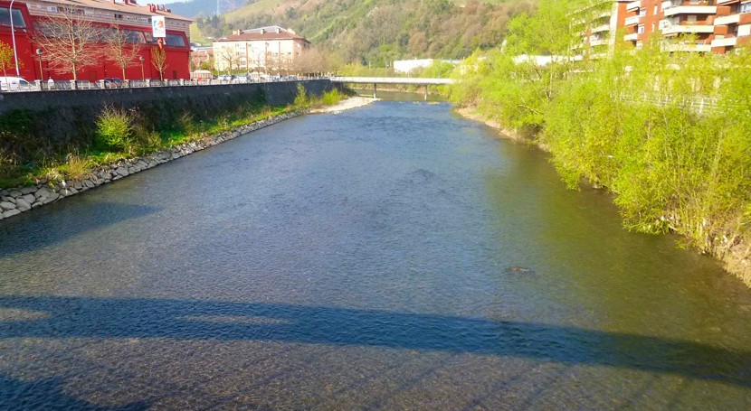 Investigadas 4 personas Complejo Medioambiental Gipuzkoa vertido al río Oria