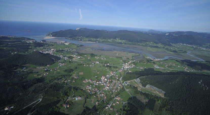 aguas residuales Sukarrieta y cámping Portuondo dejan verterse ría Mundaka